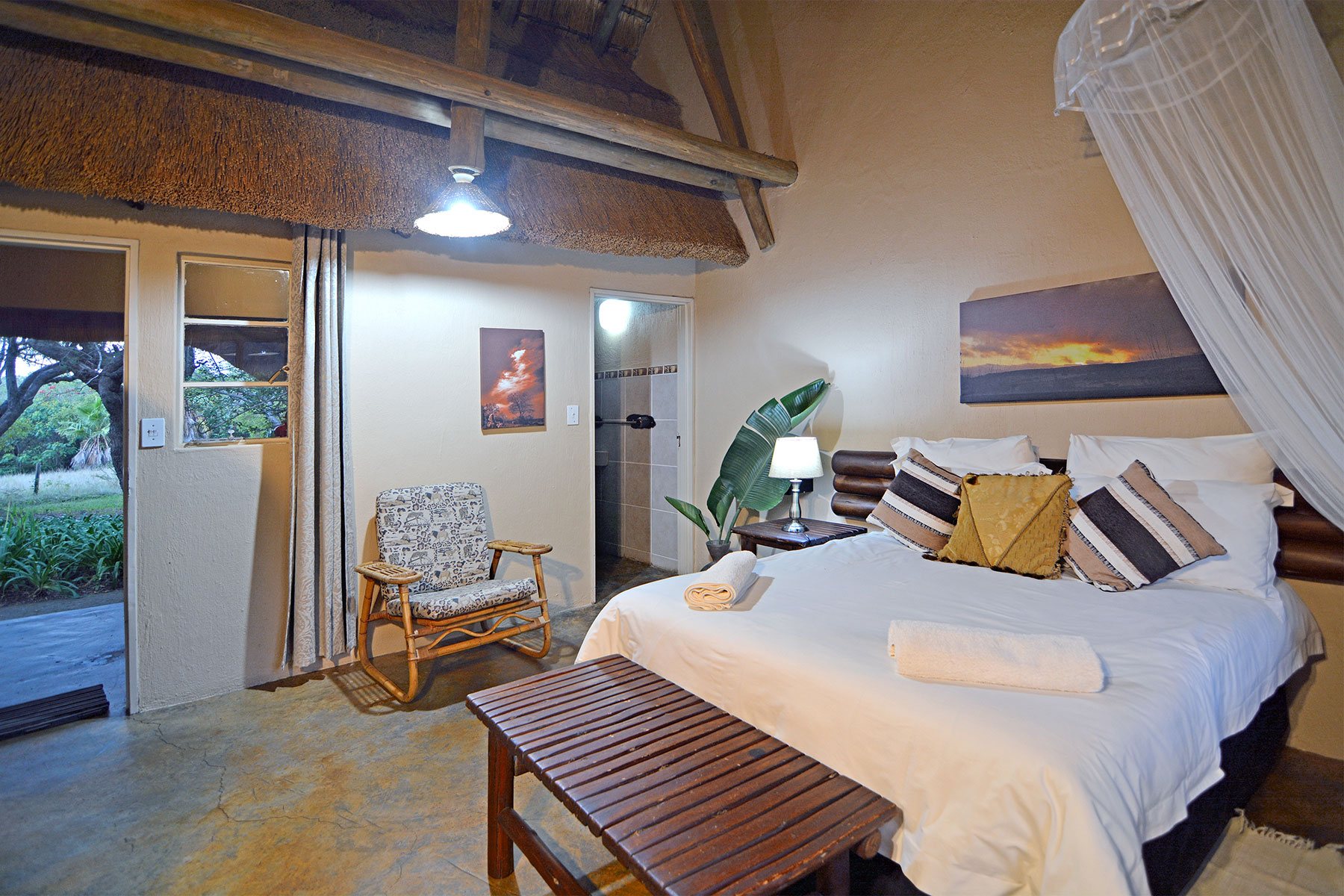 Accommodation - Sunbirds Oasis Lodge